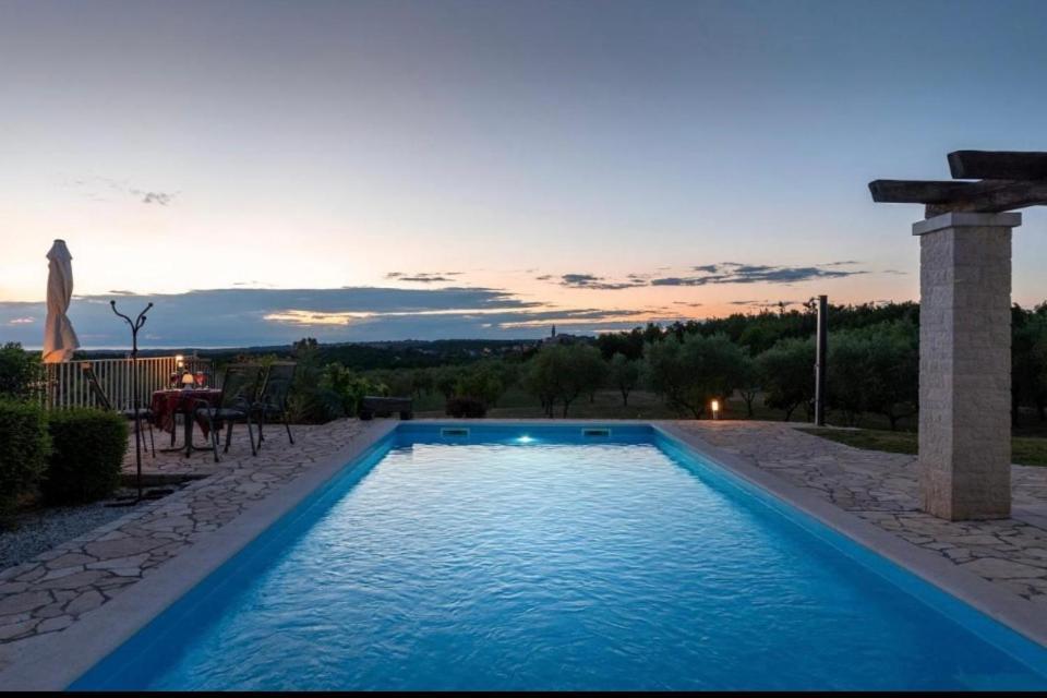 Dolcevita At With Private Pool Barat (Porec)