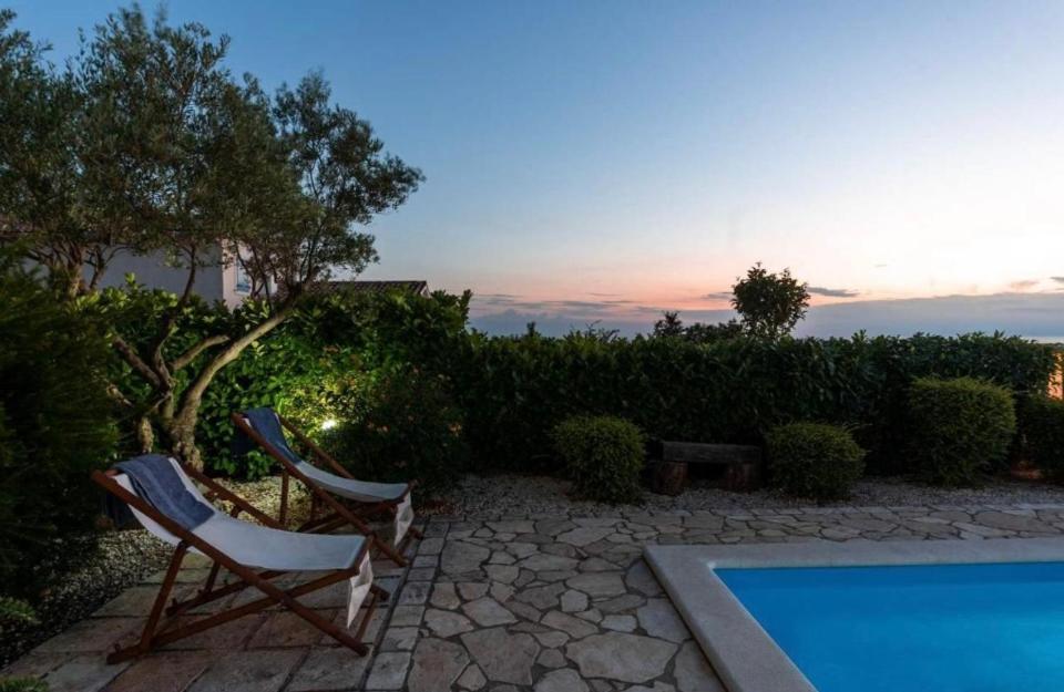 Villa Dolcevita At With Private Pool Barat (Porec)